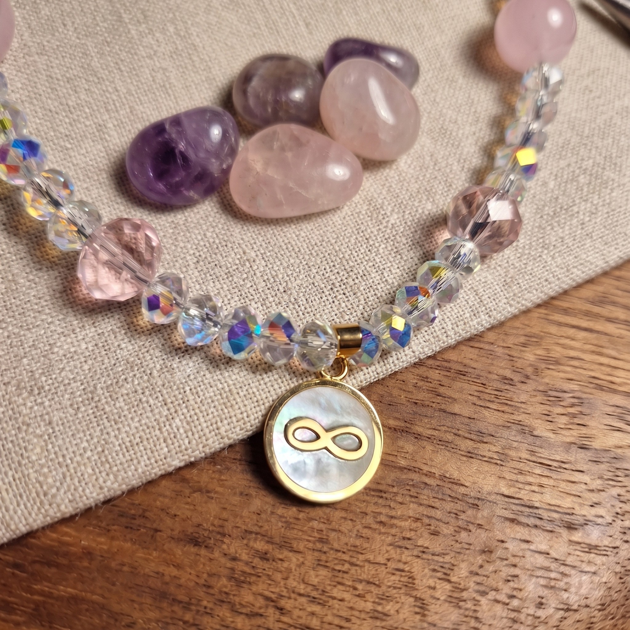 Collana per Cani "Tiffany Infinity" con Quarzo Rosa e Simbolo dell'Infinito